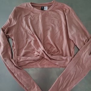 Long sleeve crop top